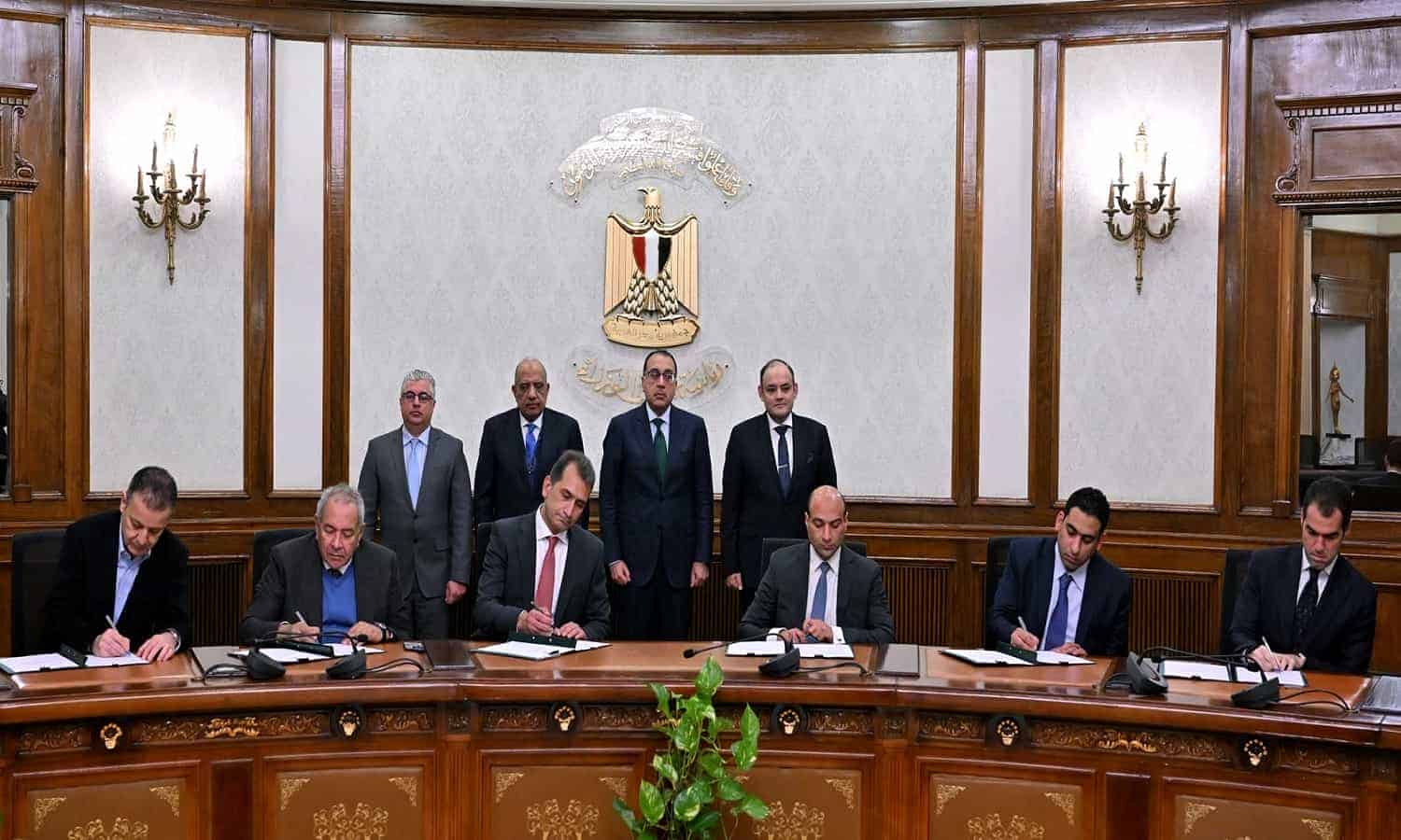بنك مصر يتبرع ب 100 مليون جنيه لدعم مستشفى القصر العيني الفرنساوي